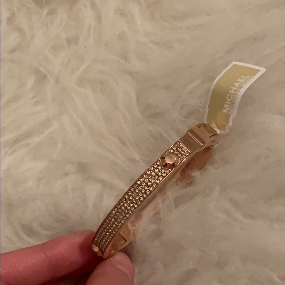 MICHAEL KORS BRACELET